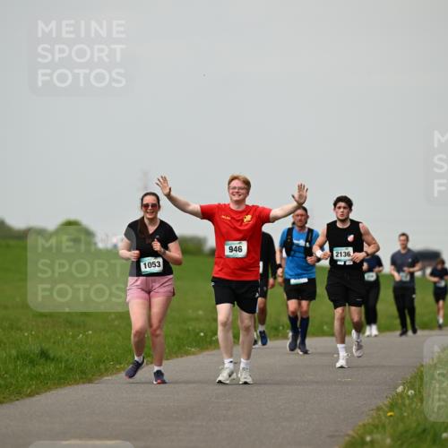 10.05.2026 - 8. Wedeler Halbmarathon Dr. Thomas Lammeyer http://msf.ph/oto/9702180 10.05.2026 11:46:23 Laufen 1053, 946, 2136 meine-sportfotos.de