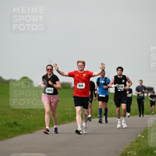 10.05.2026 - 8. Wedeler Halbmarathon Dr. Thomas Lammeyer http://msf.ph/oto/9702181 10.05.2026 11:46:23 Laufen 946, 2136, 1053 meine-sportfotos.de