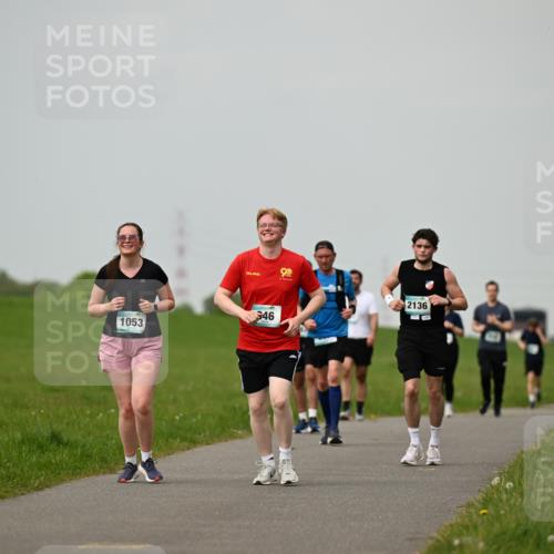 10.05.2026 - 8. Wedeler Halbmarathon Dr. Thomas Lammeyer http://msf.ph/oto/9702190 10.05.2026 11:46:24 Laufen 2136, 1053 meine-sportfotos.de