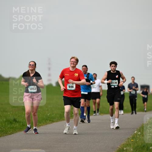 10.05.2026 - 8. Wedeler Halbmarathon Dr. Thomas Lammeyer http://msf.ph/oto/9702192 10.05.2026 11:46:25 Laufen 1053, 946, 2136 meine-sportfotos.de