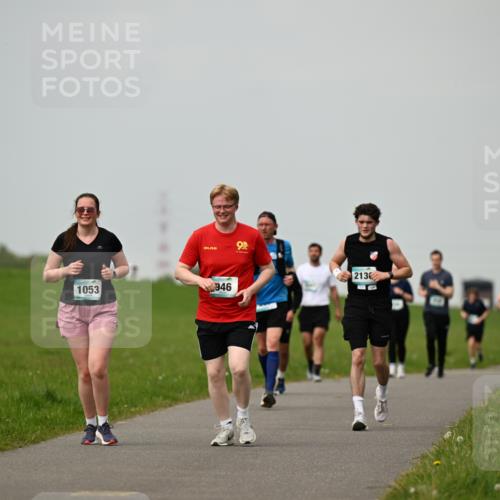 10.05.2026 - 8. Wedeler Halbmarathon Dr. Thomas Lammeyer http://msf.ph/oto/9702195 10.05.2026 11:46:25 Laufen 1053, 946, 2136 meine-sportfotos.de