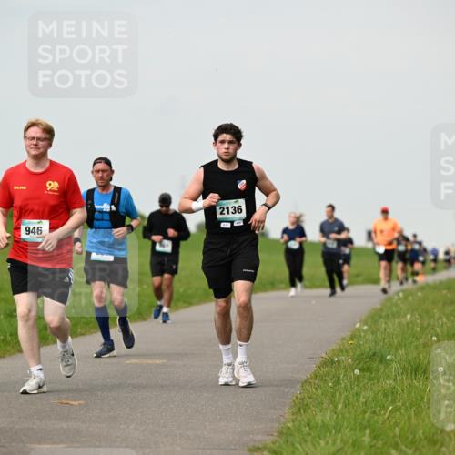 10.05.2026 - 8. Wedeler Halbmarathon Dr. Thomas Lammeyer http://msf.ph/oto/9702221 10.05.2026 11:46:31 Laufen 1053, 946, 2136 meine-sportfotos.de