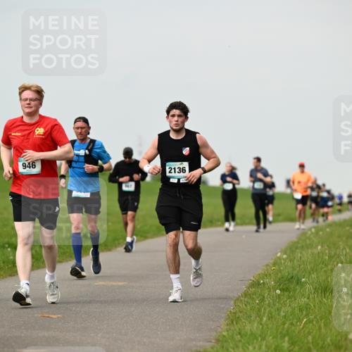10.05.2026 - 8. Wedeler Halbmarathon Dr. Thomas Lammeyer http://msf.ph/oto/9702222 10.05.2026 11:46:31 Laufen 1053, 946, 2136, 567 meine-sportfotos.de