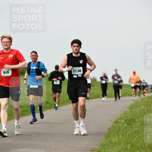 10.05.2026 - 8. Wedeler Halbmarathon Dr. Thomas Lammeyer http://msf.ph/oto/9702228 10.05.2026 11:46:31 Laufen 053, 946, 2136 meine-sportfotos.de