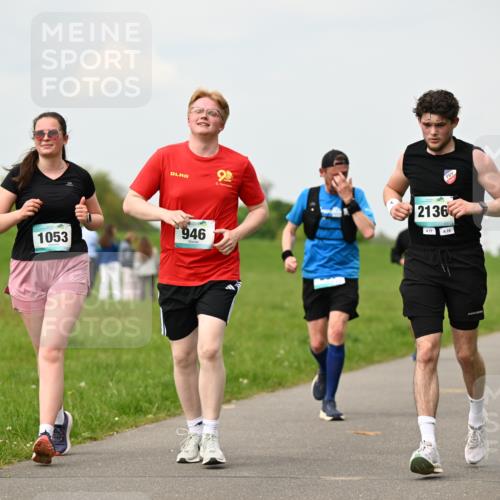 10.05.2026 - 8. Wedeler Halbmarathon Dr. Thomas Lammeyer http://msf.ph/oto/9702232 10.05.2026 11:46:33 Laufen 2136, 1053, 946 meine-sportfotos.de
