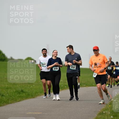10.05.2026 - 8. Wedeler Halbmarathon Dr. Thomas Lammeyer http://msf.ph/oto/9702245 10.05.2026 11:46:39 Laufen 2247, 216, 215, 116 meine-sportfotos.de