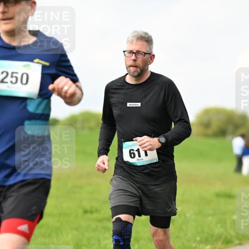10.05.2026 - 8. Wedeler Halbmarathon Dr. Thomas Lammeyer http://msf.ph/oto/9702344 10.05.2026 11:47:01 Laufen 250 meine-sportfotos.de