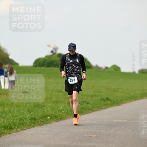 10.05.2026 - 8. Wedeler Halbmarathon Dr. Thomas Lammeyer http://msf.ph/oto/9702347 10.05.2026 11:47:02 Laufen 293 meine-sportfotos.de