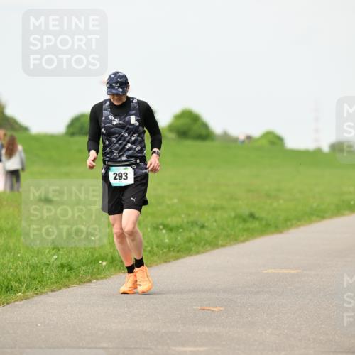10.05.2026 - 8. Wedeler Halbmarathon Dr. Thomas Lammeyer http://msf.ph/oto/9702350 10.05.2026 11:47:03 Laufen 293 meine-sportfotos.de