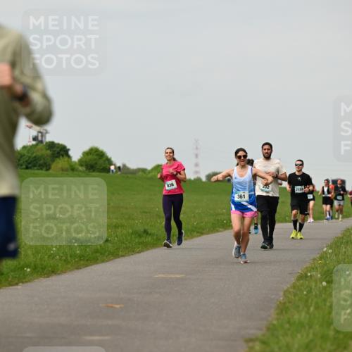 10.05.2026 - 8. Wedeler Halbmarathon Dr. Thomas Lammeyer http://msf.ph/oto/9702437 10.05.2026 11:47:30 Laufen 648, 836, 232, 2159, 361 meine-sportfotos.de