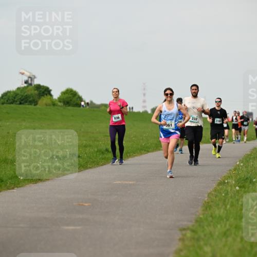 10.05.2026 - 8. Wedeler Halbmarathon Dr. Thomas Lammeyer http://msf.ph/oto/9702439 10.05.2026 11:47:30 Laufen  meine-sportfotos.de