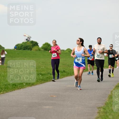 10.05.2026 - 8. Wedeler Halbmarathon Dr. Thomas Lammeyer http://msf.ph/oto/9702448 10.05.2026 11:47:32 Laufen 836, 361, 700, 232, 215 meine-sportfotos.de