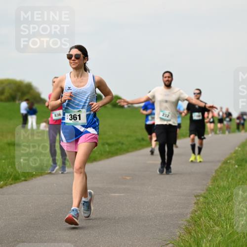 10.05.2026 - 8. Wedeler Halbmarathon Dr. Thomas Lammeyer http://msf.ph/oto/9702469 10.05.2026 11:47:35 Laufen 836, 361, 232 meine-sportfotos.de