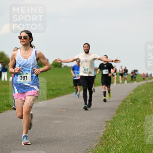10.05.2026 - 8. Wedeler Halbmarathon Dr. Thomas Lammeyer http://msf.ph/oto/9702471 10.05.2026 11:47:35 Laufen 361 meine-sportfotos.de