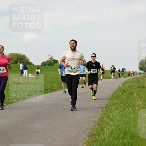 10.05.2026 - 8. Wedeler Halbmarathon Dr. Thomas Lammeyer http://msf.ph/oto/9702481 10.05.2026 11:47:37 Laufen 232, 2159, 836 meine-sportfotos.de