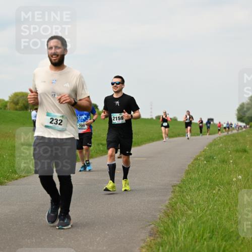 10.05.2026 - 8. Wedeler Halbmarathon Dr. Thomas Lammeyer http://msf.ph/oto/9702490 10.05.2026 11:47:38 Laufen 232, 700, 2159 meine-sportfotos.de