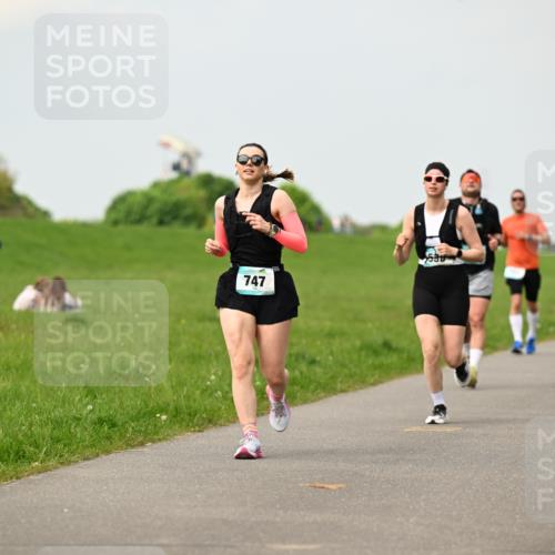 10.05.2026 - 8. Wedeler Halbmarathon Dr. Thomas Lammeyer http://msf.ph/oto/9702531 10.05.2026 11:47:46 Laufen 747, 538 meine-sportfotos.de