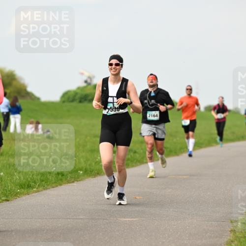 10.05.2026 - 8. Wedeler Halbmarathon Dr. Thomas Lammeyer http://msf.ph/oto/9702545 10.05.2026 11:47:49 Laufen 747, 2164 meine-sportfotos.de