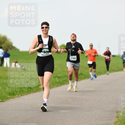 10.05.2026 - 8. Wedeler Halbmarathon Dr. Thomas Lammeyer http://msf.ph/oto/9702549 10.05.2026 11:47:49 Laufen 2164 meine-sportfotos.de