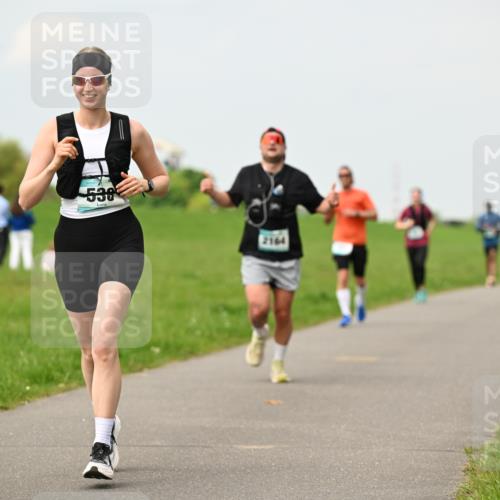 10.05.2026 - 8. Wedeler Halbmarathon Dr. Thomas Lammeyer http://msf.ph/oto/9702551 10.05.2026 11:47:50 Laufen 536, 2164 meine-sportfotos.de