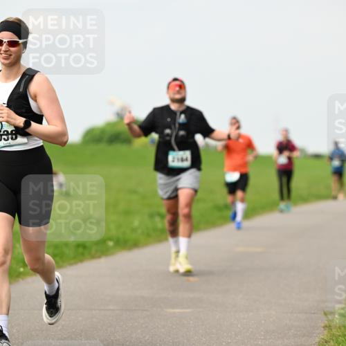 10.05.2026 - 8. Wedeler Halbmarathon Dr. Thomas Lammeyer http://msf.ph/oto/9702552 10.05.2026 11:47:50 Laufen 538 meine-sportfotos.de