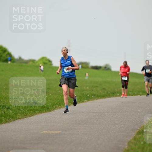 10.05.2026 - 8. Wedeler Halbmarathon Dr. Thomas Lammeyer http://msf.ph/oto/9702613 10.05.2026 11:48:04 Laufen  meine-sportfotos.de