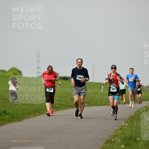 10.05.2026 - 8. Wedeler Halbmarathon Dr. Thomas Lammeyer http://msf.ph/oto/9702646 10.05.2026 11:48:13 Laufen 236, 1008, 297, 513 meine-sportfotos.de