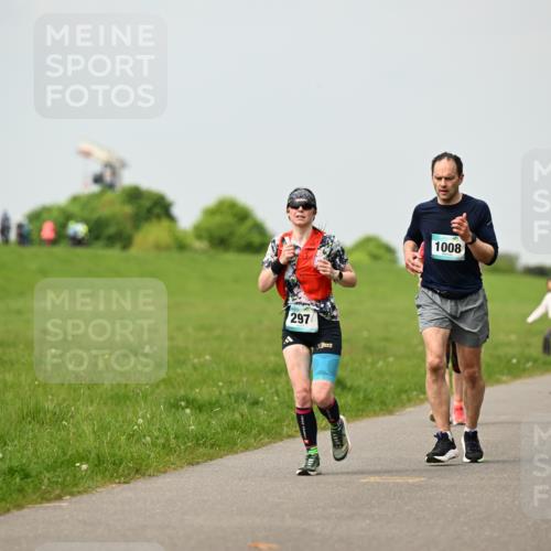 10.05.2026 - 8. Wedeler Halbmarathon Dr. Thomas Lammeyer http://msf.ph/oto/9702670 10.05.2026 11:48:17 Laufen 297, 1008 meine-sportfotos.de