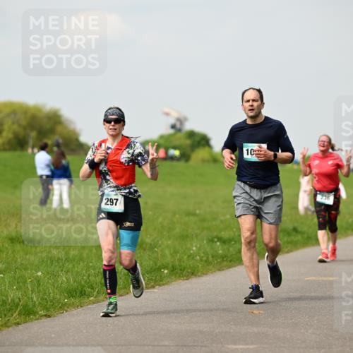 10.05.2026 - 8. Wedeler Halbmarathon Dr. Thomas Lammeyer http://msf.ph/oto/9702686 10.05.2026 11:48:20 Laufen 297, 236 meine-sportfotos.de