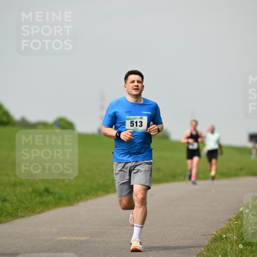 10.05.2026 - 8. Wedeler Halbmarathon Dr. Thomas Lammeyer http://msf.ph/oto/9702705 10.05.2026 11:48:25 Laufen 513 meine-sportfotos.de