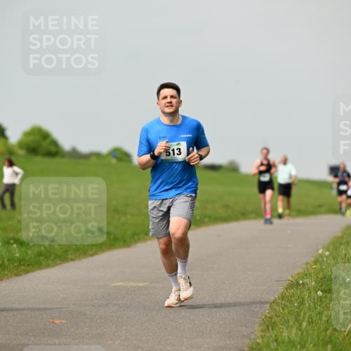 10.05.2026 - 8. Wedeler Halbmarathon Dr. Thomas Lammeyer http://msf.ph/oto/9702709 10.05.2026 11:48:25 Laufen 236, 513 meine-sportfotos.de