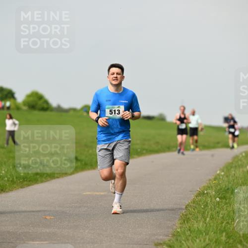 10.05.2026 - 8. Wedeler Halbmarathon Dr. Thomas Lammeyer http://msf.ph/oto/9702710 10.05.2026 11:48:25 Laufen 236, 513 meine-sportfotos.de