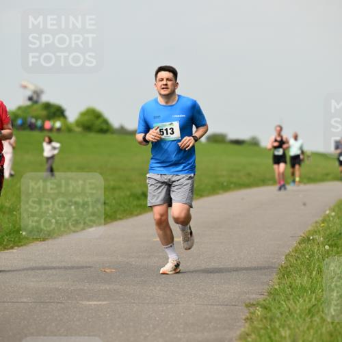 10.05.2026 - 8. Wedeler Halbmarathon Dr. Thomas Lammeyer http://msf.ph/oto/9702713 10.05.2026 11:48:26 Laufen 236, 513 meine-sportfotos.de