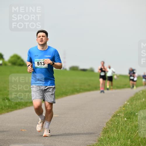 10.05.2026 - 8. Wedeler Halbmarathon Dr. Thomas Lammeyer http://msf.ph/oto/9702716 10.05.2026 11:48:26 Laufen 513 meine-sportfotos.de