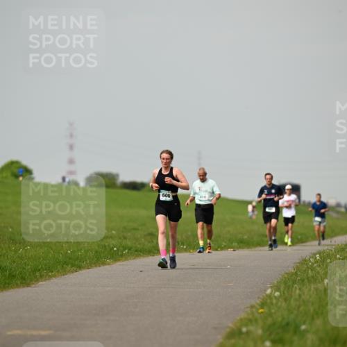 10.05.2026 - 8. Wedeler Halbmarathon Dr. Thomas Lammeyer http://msf.ph/oto/9702725 10.05.2026 11:48:28 Laufen 608, 659 meine-sportfotos.de