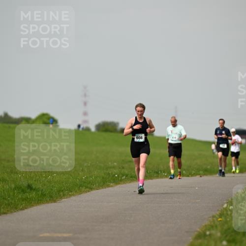 10.05.2026 - 8. Wedeler Halbmarathon Dr. Thomas Lammeyer http://msf.ph/oto/9702734 10.05.2026 11:48:29 Laufen 608 meine-sportfotos.de