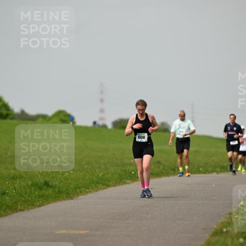 10.05.2026 - 8. Wedeler Halbmarathon Dr. Thomas Lammeyer http://msf.ph/oto/9702744 10.05.2026 11:48:31 Laufen 608, 416 meine-sportfotos.de