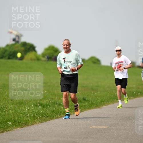10.05.2026 - 8. Wedeler Halbmarathon Dr. Thomas Lammeyer http://msf.ph/oto/9702820 10.05.2026 11:48:47 Laufen 2024, 659 meine-sportfotos.de