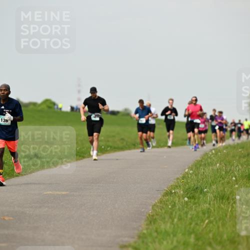 10.05.2026 - 8. Wedeler Halbmarathon Dr. Thomas Lammeyer http://msf.ph/oto/9702907 10.05.2026 11:49:22 Laufen 136 meine-sportfotos.de