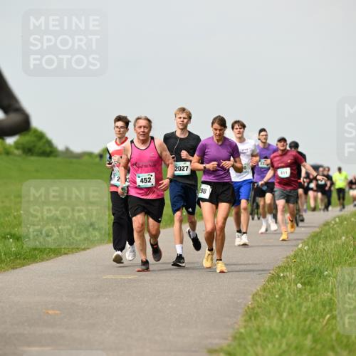 10.05.2026 - 8. Wedeler Halbmarathon Dr. Thomas Lammeyer http://msf.ph/oto/9703022 10.05.2026 11:49:39 Laufen 794, 2027, 452, 411 meine-sportfotos.de