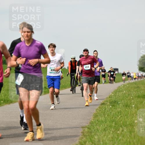 10.05.2026 - 8. Wedeler Halbmarathon Dr. Thomas Lammeyer http://msf.ph/oto/9703063 10.05.2026 11:49:44 Laufen 452, 830, 411 meine-sportfotos.de