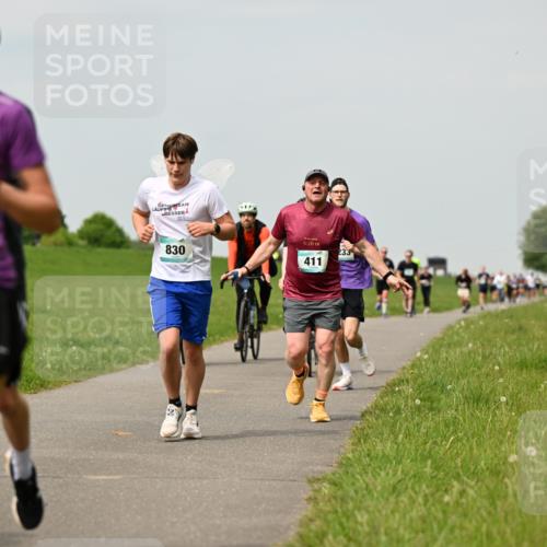 10.05.2026 - 8. Wedeler Halbmarathon Dr. Thomas Lammeyer http://msf.ph/oto/9703080 10.05.2026 11:49:45 Laufen 830, 195, 411, 233 meine-sportfotos.de