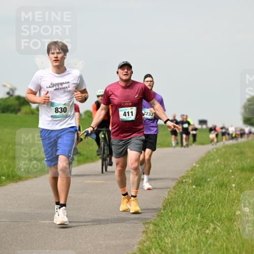 10.05.2026 - 8. Wedeler Halbmarathon Dr. Thomas Lammeyer http://msf.ph/oto/9703094 10.05.2026 11:49:47 Laufen 830, 195, 411, 2233 meine-sportfotos.de