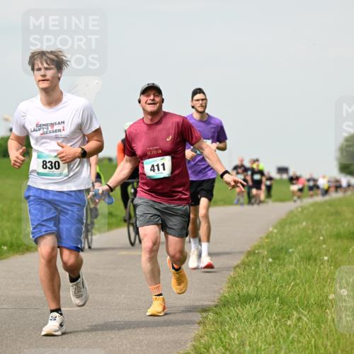 10.05.2026 - 8. Wedeler Halbmarathon Dr. Thomas Lammeyer http://msf.ph/oto/9703100 10.05.2026 11:49:47 Laufen 830, 195, 411 meine-sportfotos.de
