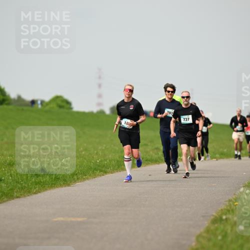 10.05.2026 - 8. Wedeler Halbmarathon Dr. Thomas Lammeyer http://msf.ph/oto/9703184 10.05.2026 11:49:55 Laufen 793, 737 meine-sportfotos.de