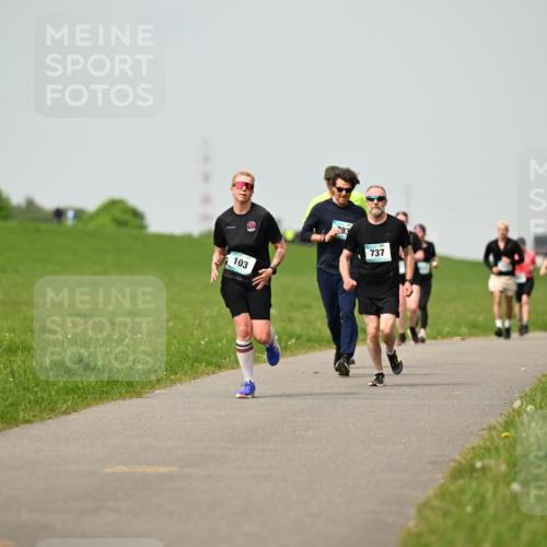 10.05.2026 - 8. Wedeler Halbmarathon Dr. Thomas Lammeyer http://msf.ph/oto/9703204 10.05.2026 11:49:56 Laufen 103, 737 meine-sportfotos.de