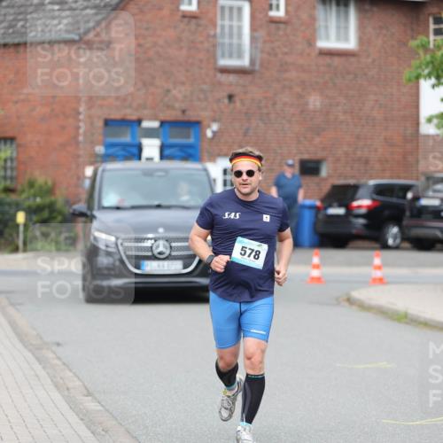 10.05.2026 - 8. Wedeler Halbmarathon Andreas Tolksdorf http://msf.ph/oto/9703205 10.05.2026 10:29:25 Laufen 578 meine-sportfotos.de