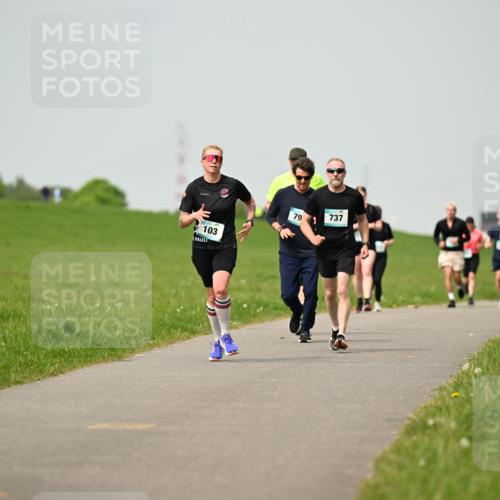 10.05.2026 - 8. Wedeler Halbmarathon Dr. Thomas Lammeyer http://msf.ph/oto/9703206 10.05.2026 11:49:56 Laufen 103, 737 meine-sportfotos.de