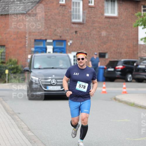 10.05.2026 - 8. Wedeler Halbmarathon Andreas Tolksdorf http://msf.ph/oto/9703207 10.05.2026 10:29:25 Laufen 578 meine-sportfotos.de