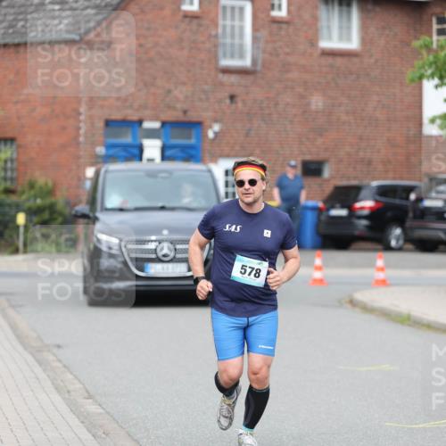 10.05.2026 - 8. Wedeler Halbmarathon Andreas Tolksdorf http://msf.ph/oto/9703209 10.05.2026 10:29:25 Laufen 578 meine-sportfotos.de